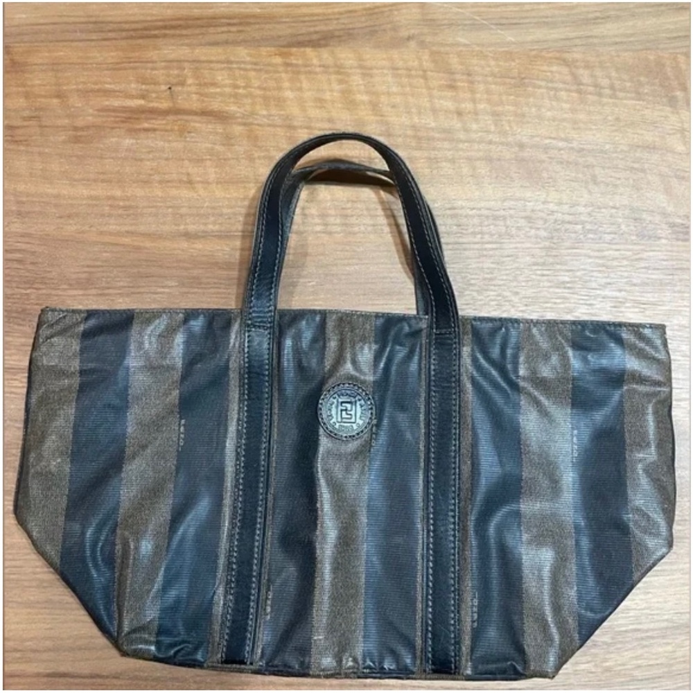 Small vintage Fendi tote